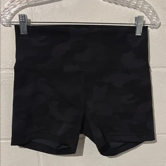 Lululemon Wunder Train High-Rise Short 4